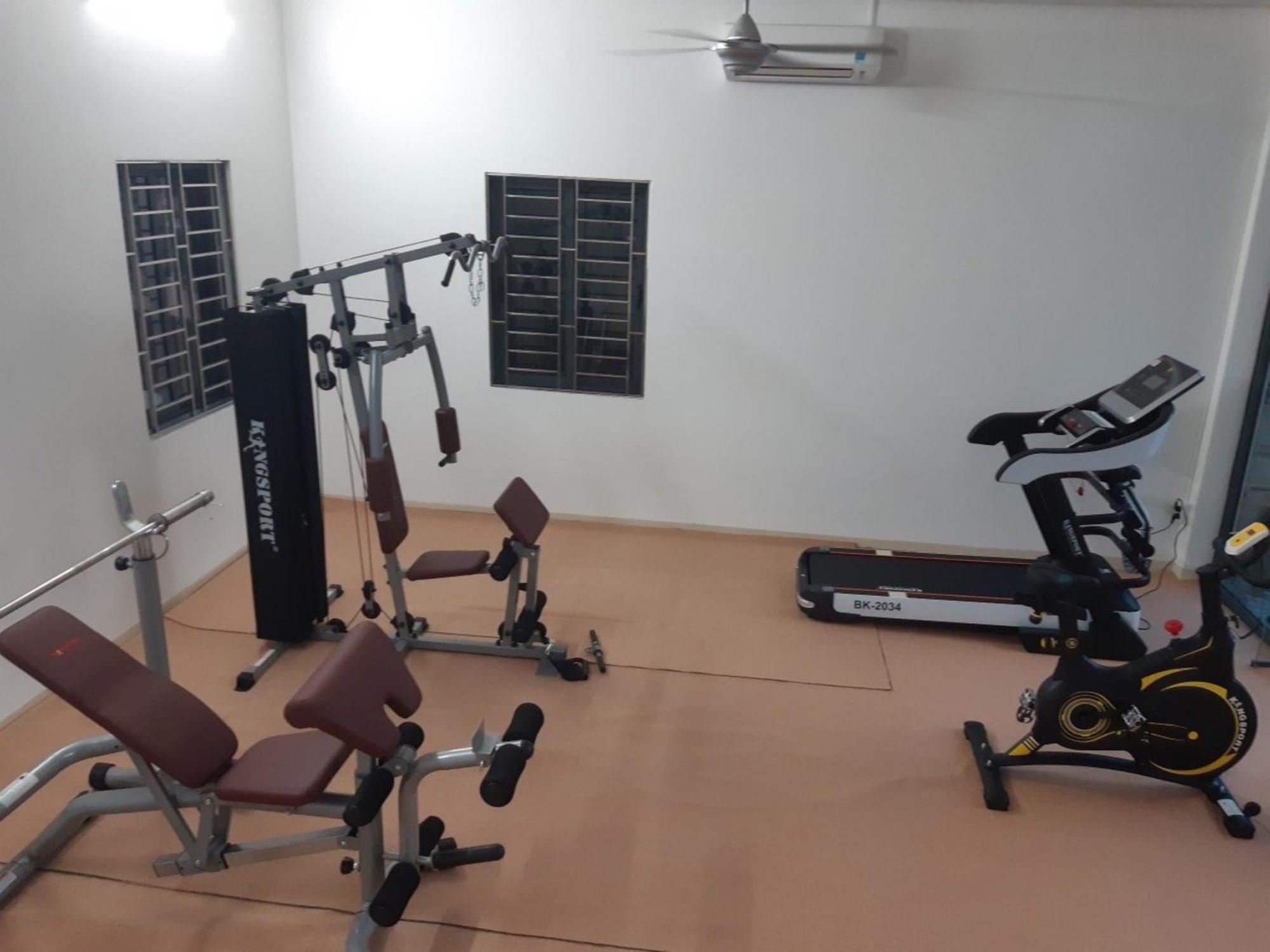 Home Park Hotel 두옹 동 외부 사진